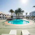 شقة Ineika In - Balcony & Poolside كوراليهو