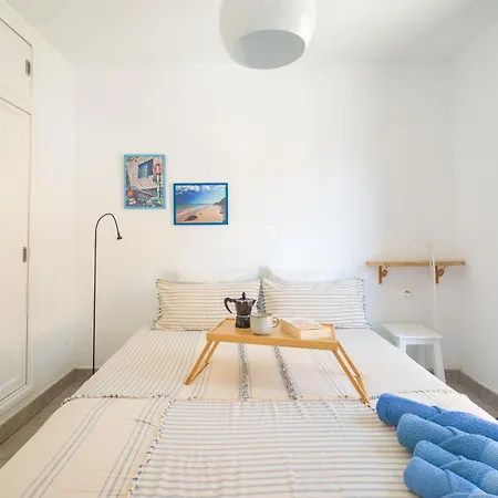 Ineika In - Balcony&poolside Apartamento